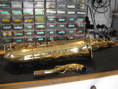 Gold plated Buescher 400